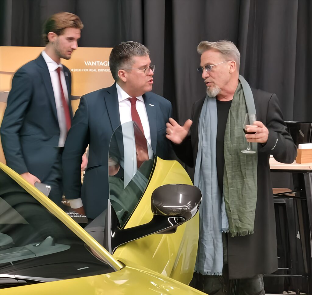 Toutes les photos de Florent Pagny, parrain du Salon Prestige auto ce week-end à Beaune. - pagny 12