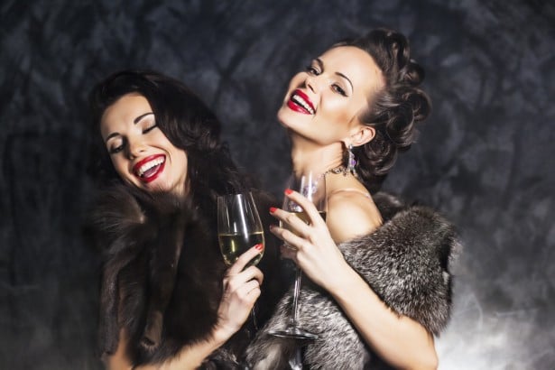 Pewne pochylenie głowy