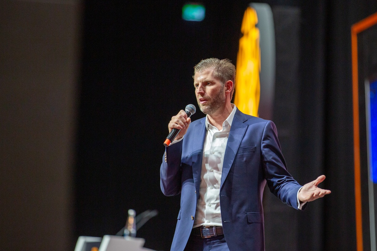 Eric Trump soutient régulièrement son père dans les médias