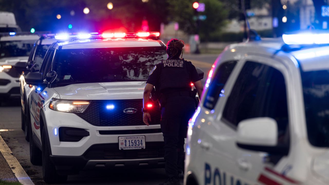 Les enquêteurs pensaient que Karen était avec sa mère.
